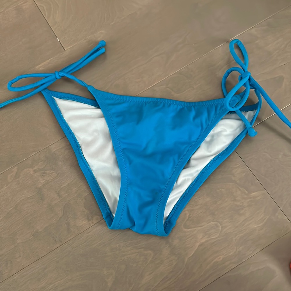 Victoria’s Secret bikini bottoms blue XS